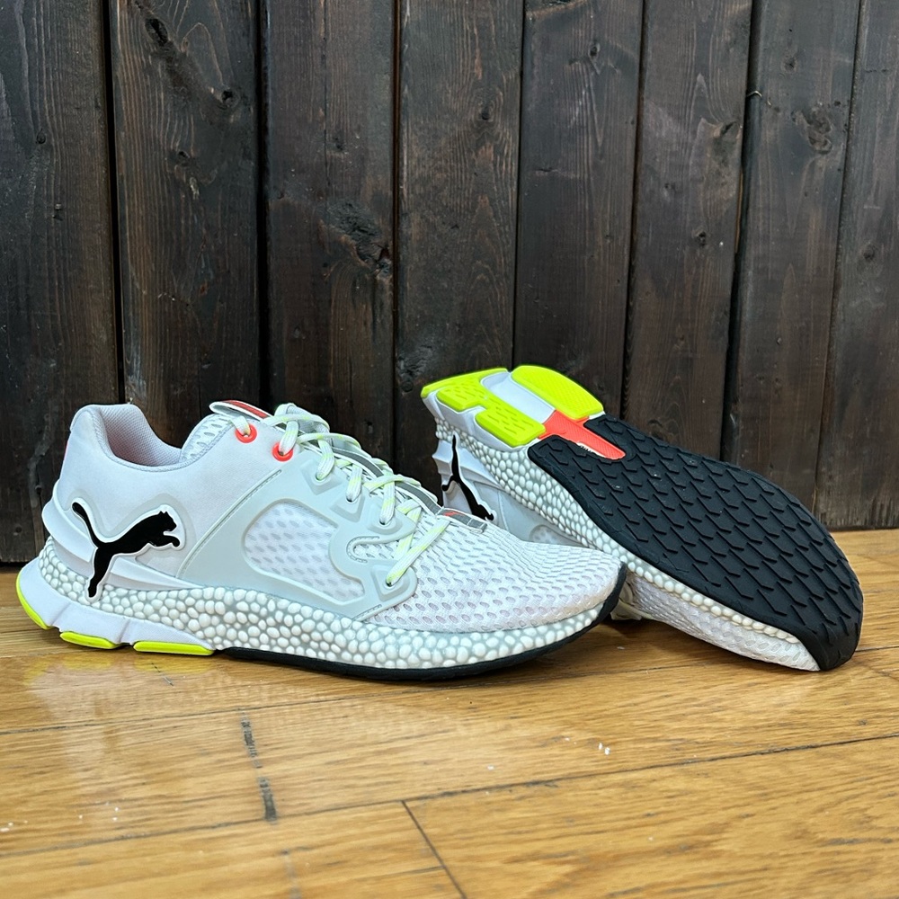 Puma Men’s size 10 hybrid running sneaker